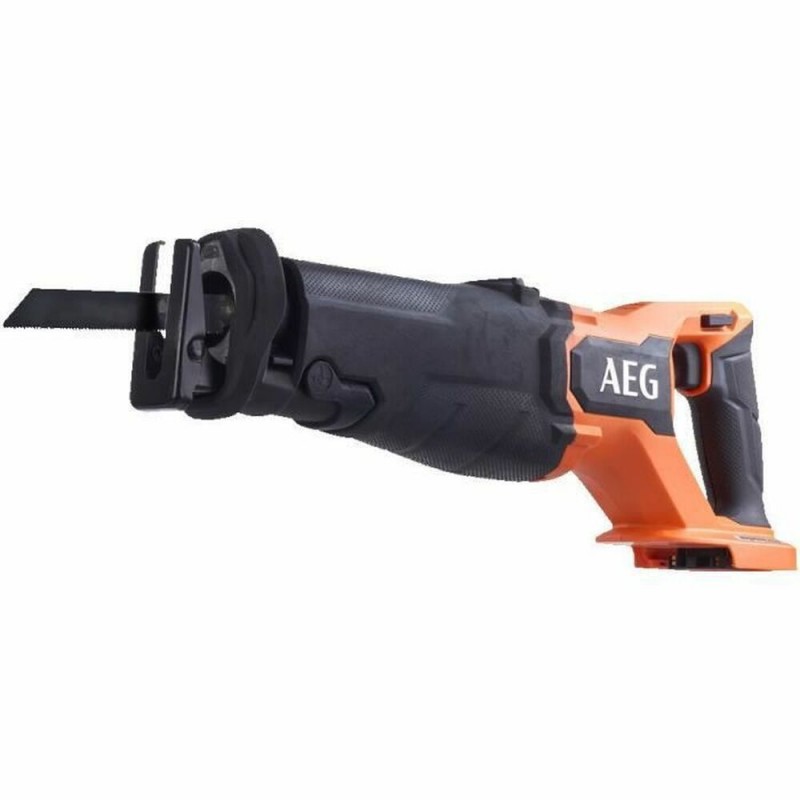 Montagne de sable AEG Powertools...