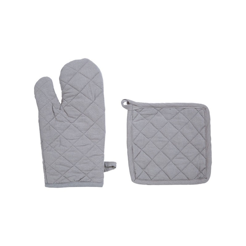 Oven Gloves and Pot Holder Set...